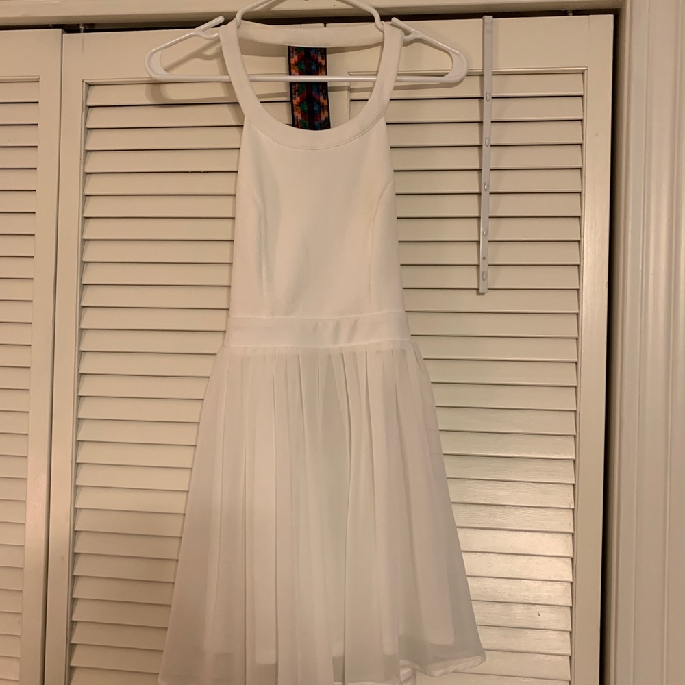 Lizard Thicket White Open Back Dress